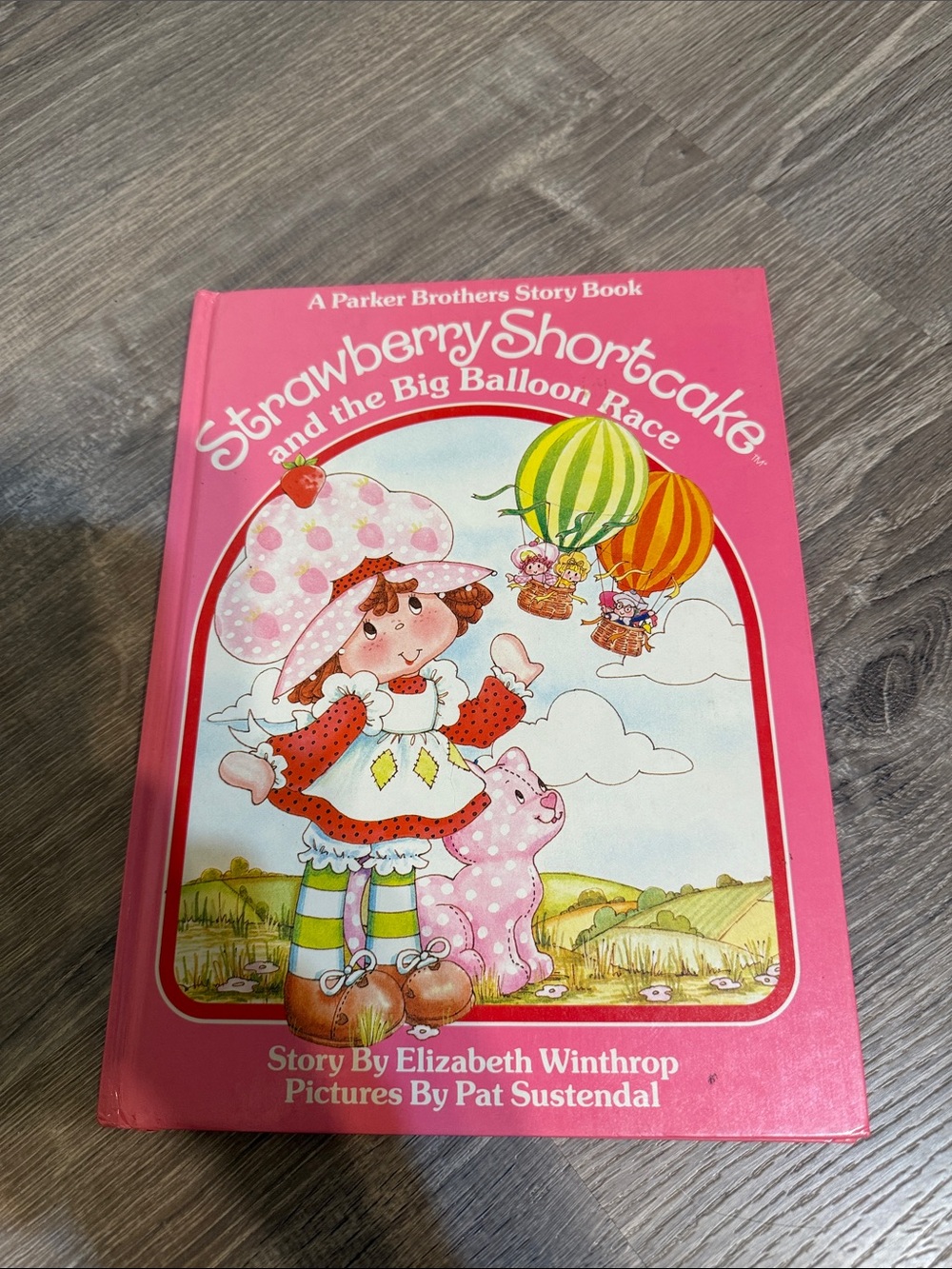 Strawberry Shortcake and the Big Balloon Race - Vintage 1983